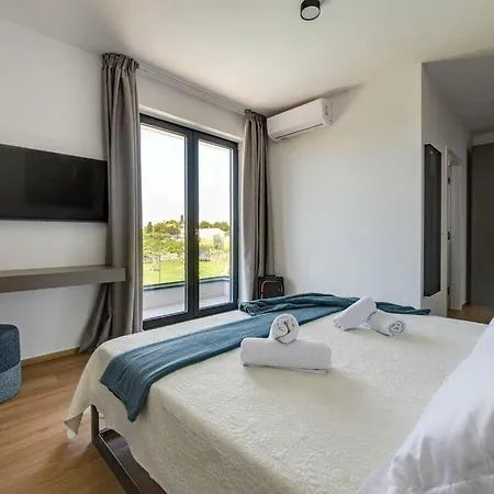 Arestea Comfortable Holiday Vila