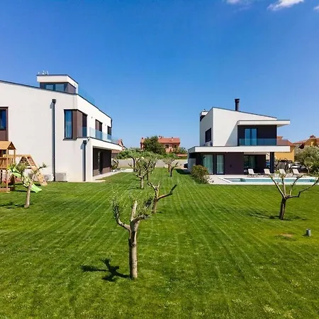 Arestea Comfortable Holiday Vila